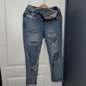 Ripped Mom Jeans